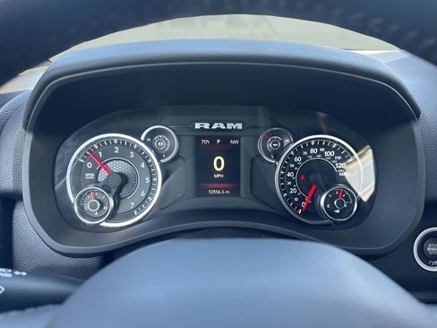 Used 2024 RAM 2500 Big Horn w/ Bed Utility Group image 22