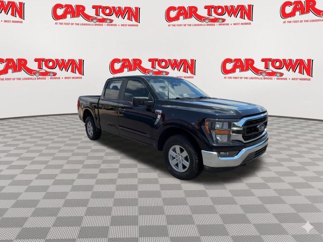 Used 2023 Ford F150 XLT w/ Trailer Tow Package AWD/4WD image 2