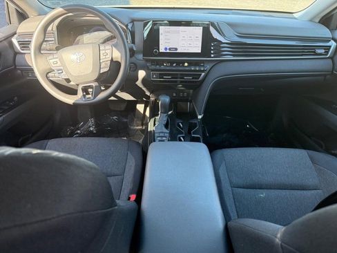 Used 2025 Toyota Camry LE image 12