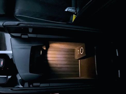 Used 2018 BMW 540i image 16