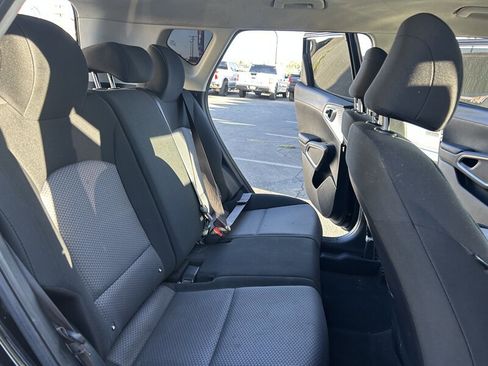 Used 2023 Kia Soul LX image 28