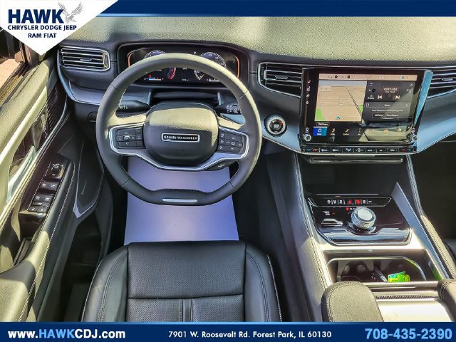 Used 2026 Jeep Grand Wagoneer Limited AWD/4WD image 13