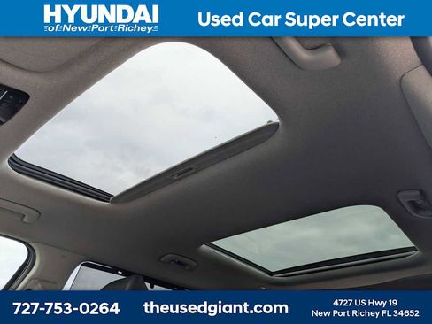 Used 2024 Hyundai Santa Fe Limited image 30