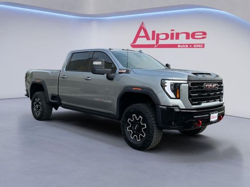 Used 2025 GMC Sierra 2500 AT4X AWD/4WD image 7