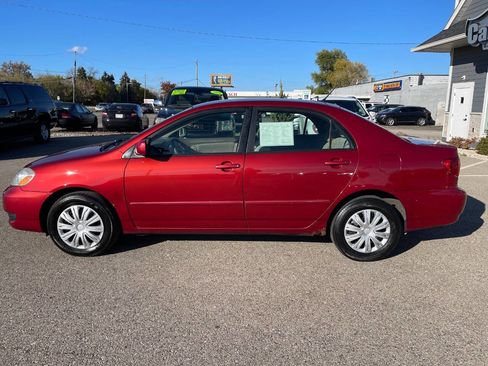 Used 2005 Toyota Corolla LE image 2