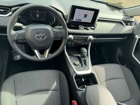Certified 2025 Toyota RAV4 XLE w/ Convenience Package image 12