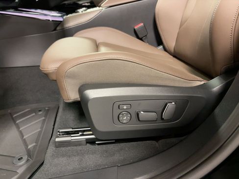 New 2026 BMW X3 xDrive30 w/ Premium Package image 12