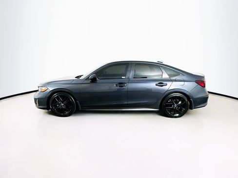 Used 2025 Honda Civic Sport image 4
