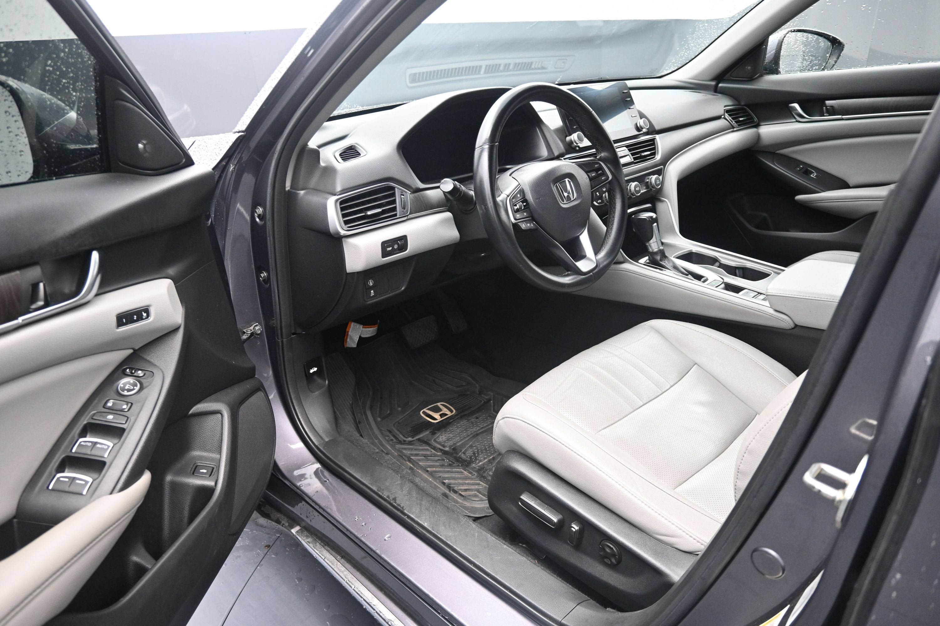 Used 2019 Honda Accord EX-L image 10