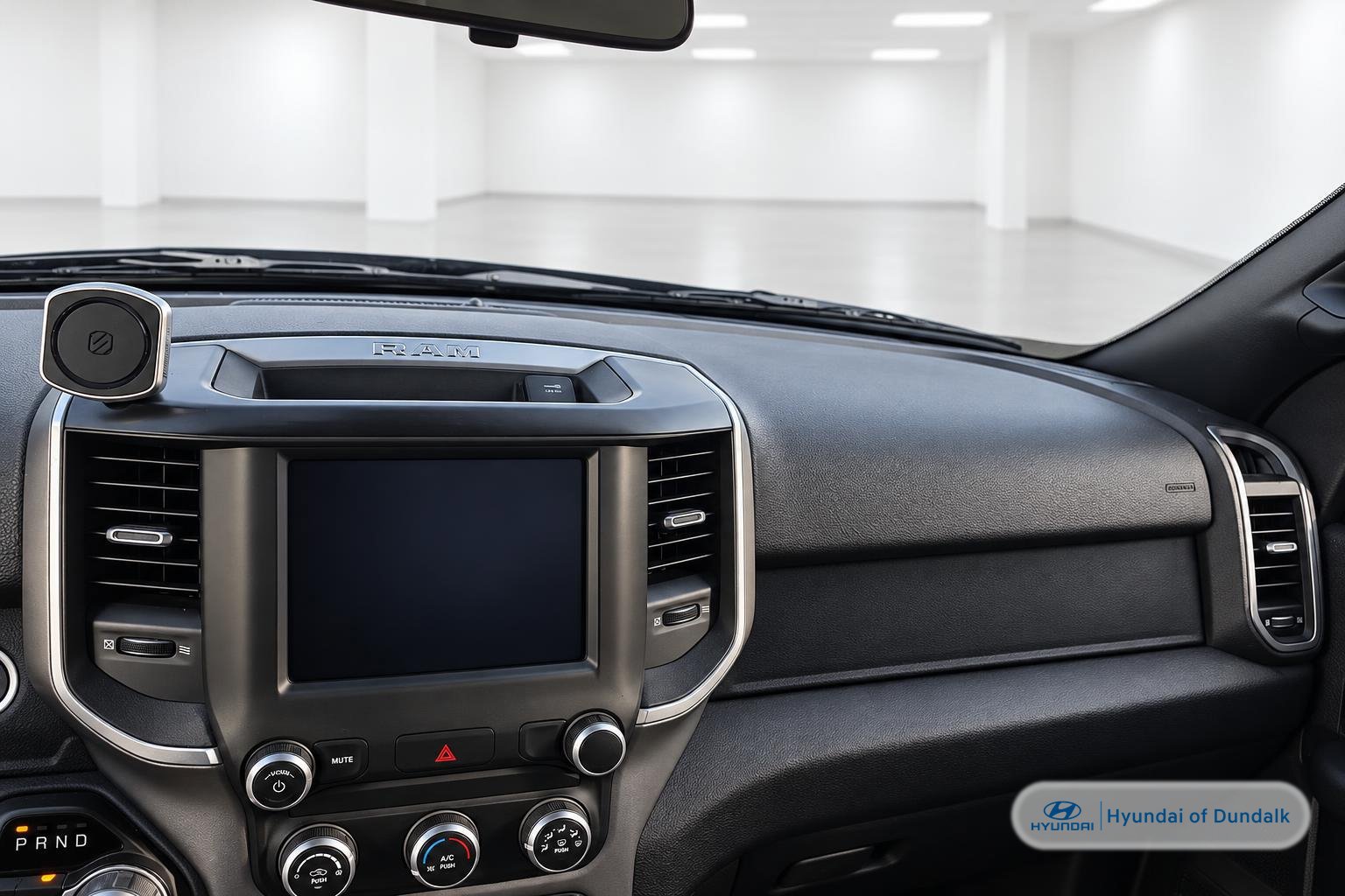 Used 2022 RAM 3500 Tradesman AWD/4WD image 11