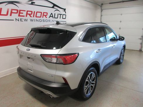 Used 2020 Ford Escape SEL AWD/4WD image 12