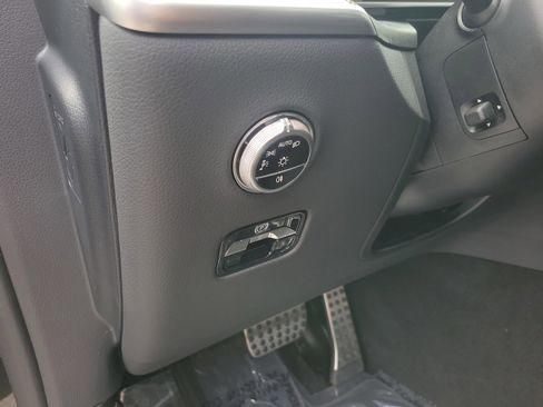 Used 2026 Mercedes-Benz GLC 300 image 20