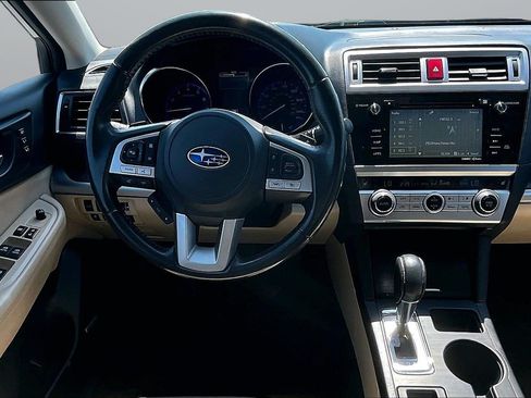 Used 2017 Subaru Outback 2.5i Limited AWD/4WD image 5
