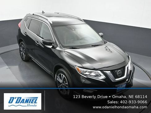 Used 2017 Nissan Rogue SL w/ SL Premium Package AWD/4WD image 20