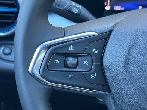 New 2026 Chevrolet Trax LT w/ Sunroof Package FWD image 26