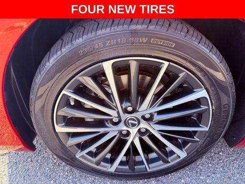 Certified 2024 Lexus ES 350 w/ Premium Package image 4