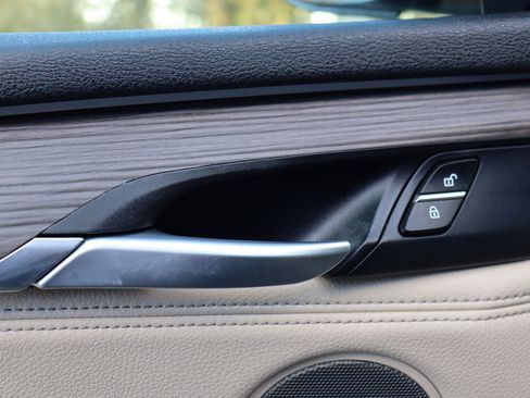 Used 2018 BMW X5 xDrive40e image 20