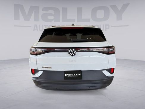 Used 2023 Volkswagen ID.4 2WD image 4
