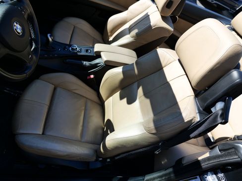 Used 2013 BMW M3 Convertible image 14