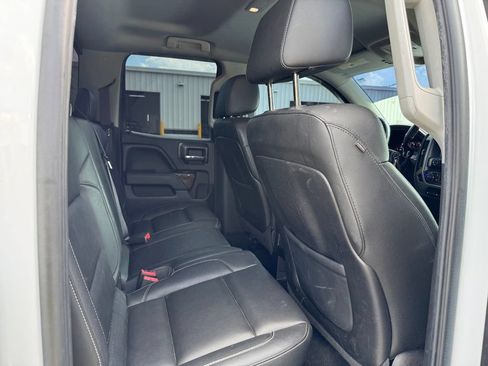 Used 2015 GMC Sierra 1500 SLE w/ Carbon-22 Edition AWD/4WD image 11