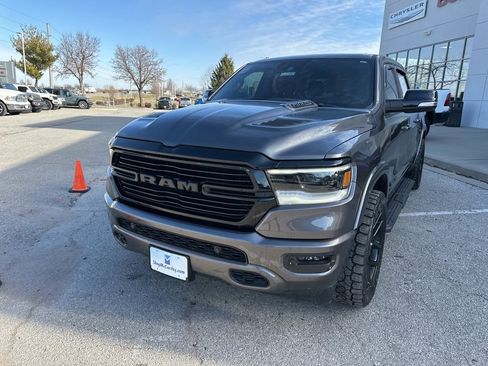Used 2021 RAM 1500 Laramie w/ Night Edition image 7