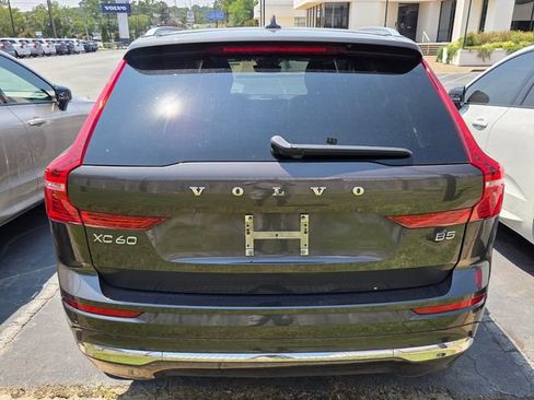 Used 2023 Volvo XC60 B5 Plus FWD image 3