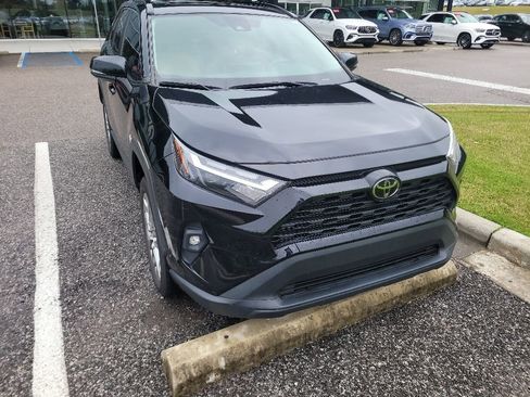 Used 2022 Toyota RAV4 XLE Premium FWD image 2