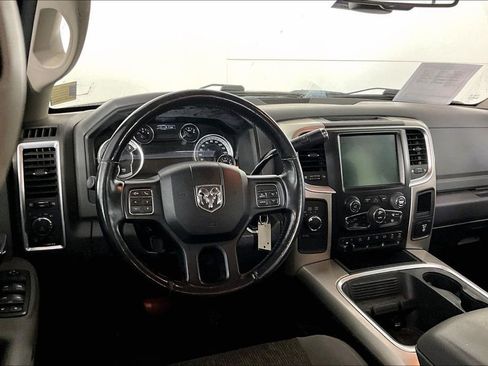 Used 2017 RAM 2500 Lone Star w/ Sport Appearance Group AWD/4WD image 4