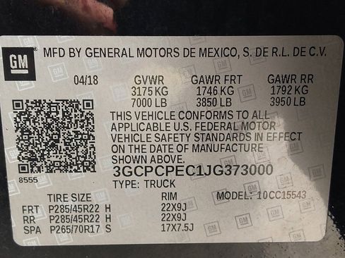 Used 2018 Chevrolet Silverado 1500 Custom w/ LPO, Black Pack RWD image 33