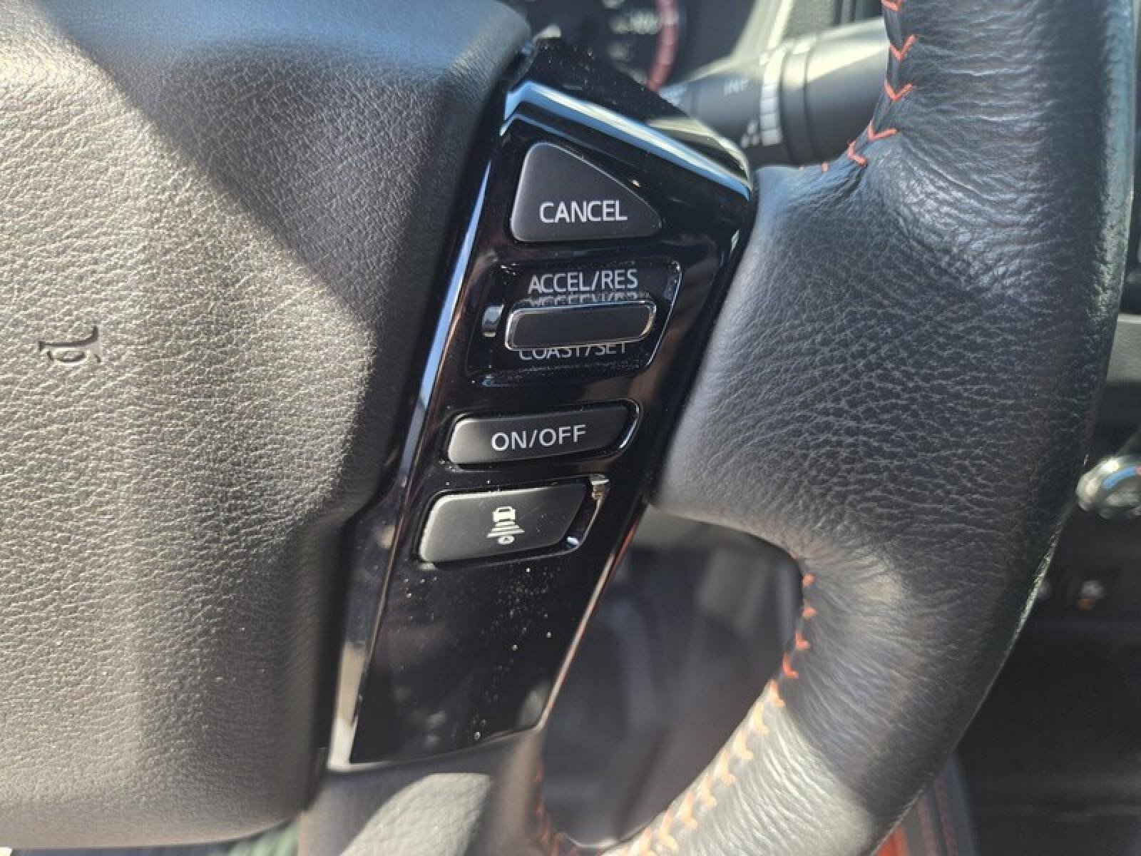 Used 2023 Nissan Frontier Pro-X w/ Pro-X Premium Package RWD image 11