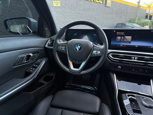 Used 2023 BMW 330i Sedan w/ Premium Package image 22