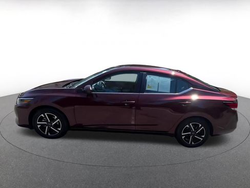 Used 2025 Nissan Sentra SV FWD image 8