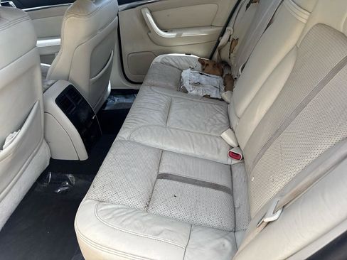 Used 2009 Lincoln MKS FWD image 9