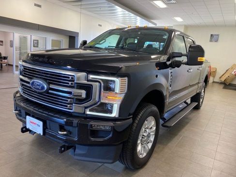 Certified 2020 Ford F350 Limited w/ FX4 Off-Road Package image 4