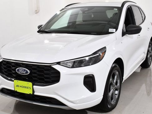 Used 2023 Ford Escape ST-Line w/ Tech Pack #1 image 2