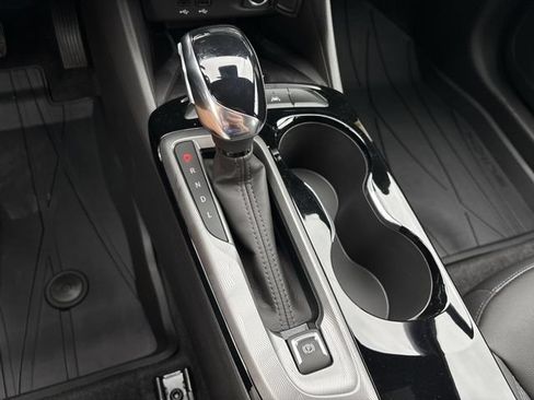New 2026 Buick Envista Sport Touring w/ Convenience I Package FWD image 19