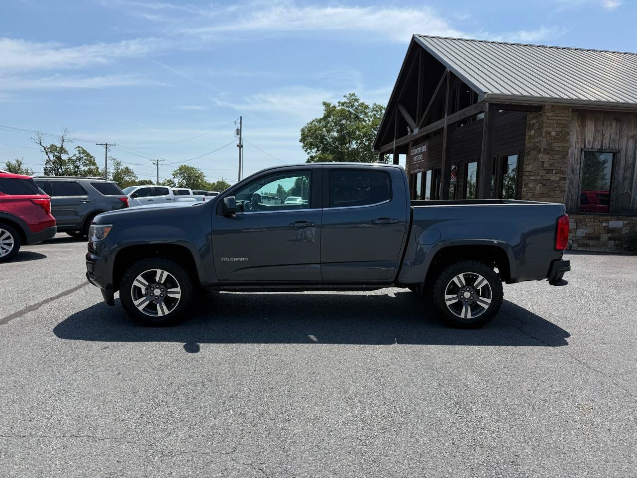 Used 2017 Chevrolet Colorado LT RWD image 3
