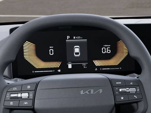 New 2026 Kia K4 FWD image 21