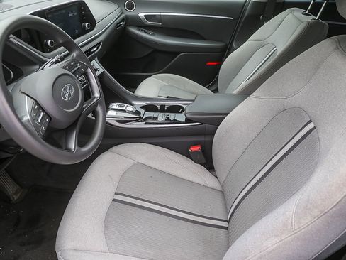 Used 2020 Hyundai Sonata SE w/ Cargo Package image 5