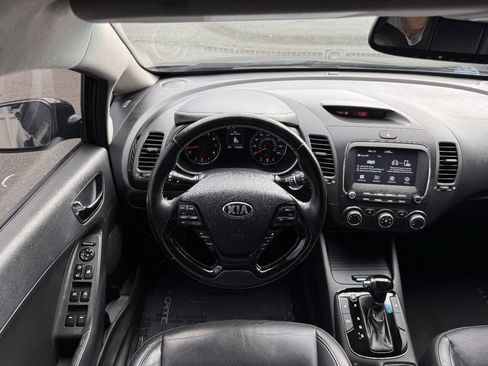 Used 2017 Kia Forte EX FWD image 24