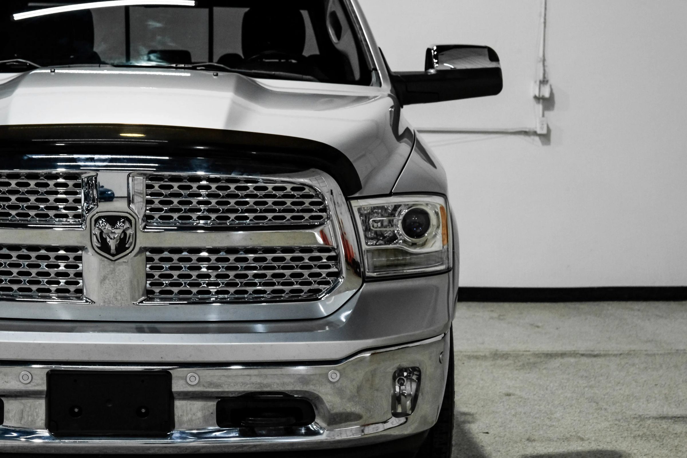 Used 2015 RAM 1500 Laramie w/ Convenience Group AWD/4WD image 61