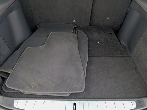 Used 2018 Tesla Model X 75D image 44