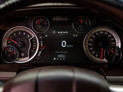Used 2018 RAM 2500 Laramie AWD/4WD image 25