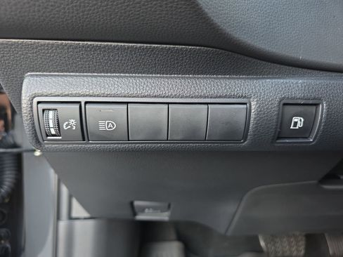 Used 2025 Toyota Corolla XLE image 25