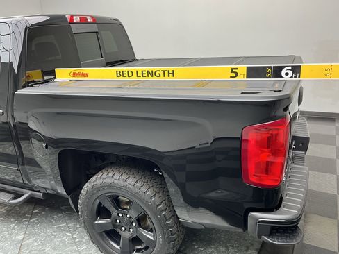 Used 2017 Chevrolet Silverado 1500 LTZ Z71 w/ Realtree Edition image 27