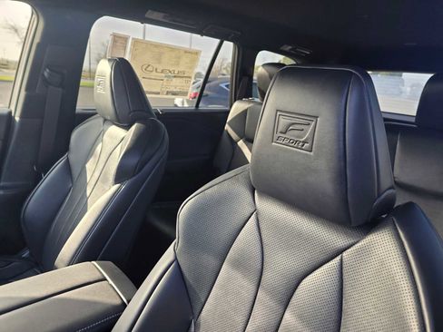 New 2026 Lexus TX 500h AWD image 25