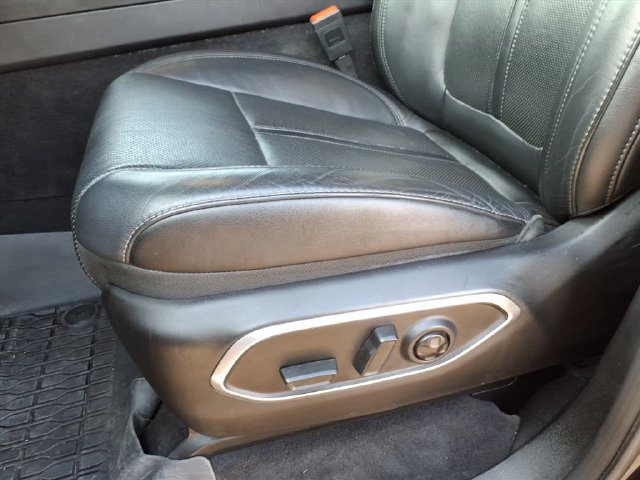 Used 2024 Jeep Wagoneer Series II AWD/4WD image 14