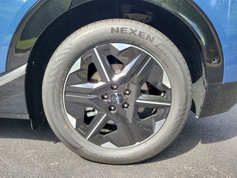 New 2026 Kia EV6 Wind RWD image 7