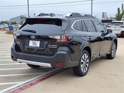 Certified 2023 Subaru Outback Touring XT image 4