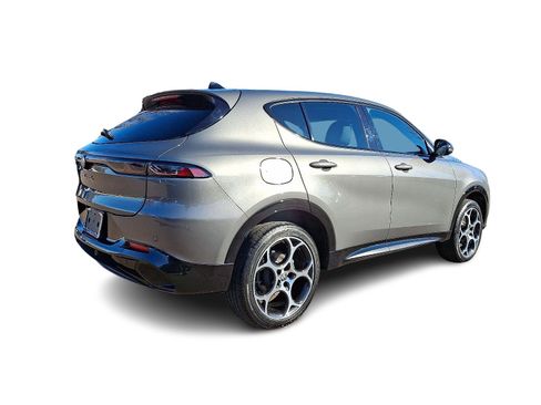 New 2025 Alfa Romeo Tonale w/ Premium Package image 4